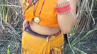 New Best Indian Desi Bhabhi Public Porn Video With Village Outdoor