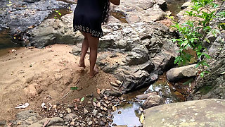I Filmed My Girlfriend While She Was Bathing Naked and Masturbating at a Waterfall.
