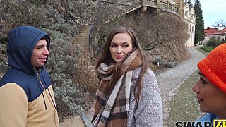 Czech hotties Stacy Cruz and Veronica Leal in hot threesome