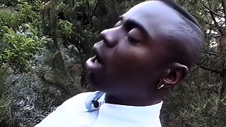 Interracial blowjob outdoors from bikini slut