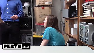 Shoplyfter - security guard cucks thief railing his girlfriend\u2019s needy petite pussy in front of him