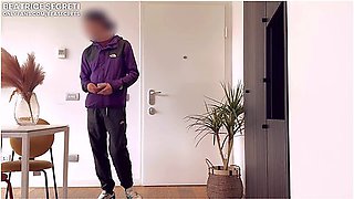 Beatrice Segreti In I Seduce The Delivery Boy, He Fucks Me Like A Whore - He Cums On My Tongue