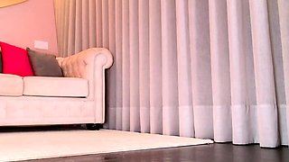 Big boob brunette masturbates on webcam