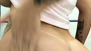 Love Chat Big Boobs Brunette Masturbating For Cam