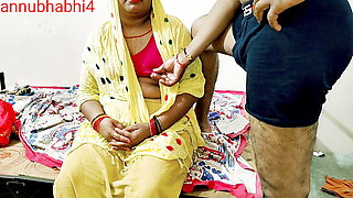 Desi Bhabhi Fuking neighbour boy's