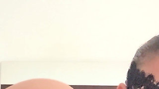 I Try Anal with My New Sex Toy Ummmm