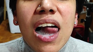 Quickie! Cum Mouthful, Cumplay and Swallow!