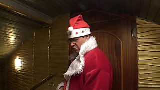 Big Boob MILF Zara DuRose Gets Banged by a Big Cock in POV