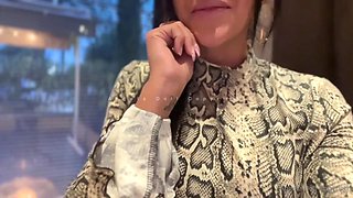 Amateur Angela Explores Sensual Doll Passion With Desire