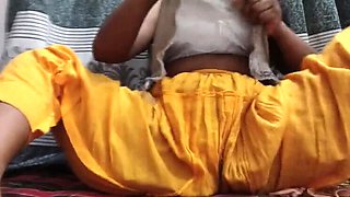 Desi Girl Skakoi Hot Voice Audio with Step Mom and Sister