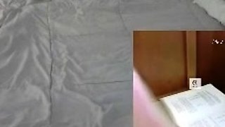 Pissing masturbating babe solo toy play