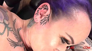 Tattooed cougar gets dual slammed by two dicks