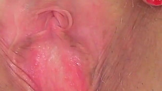 English GILF Lady Ava Primes Her Old Cunt for a Perfect Orgasm