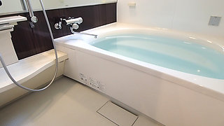 Mature Woman Peeing Standing up