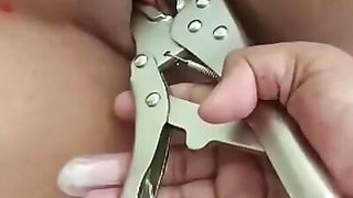 Wrench vs clit pussy