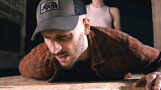 Pegging session for a bartender with a big juicy booty