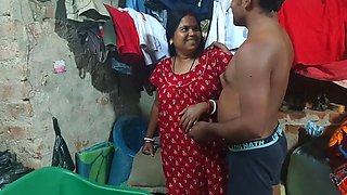 The nephew made the aunty naked and fucked her, the aunty enjoyed it