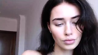 Cute amateur webcam teen girl toying pussy on webcam