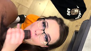 Amateur gloryhole blowjob and cumshot