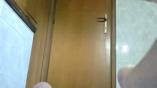 Super Slow Motion Peeing