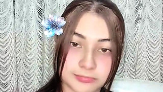 College Girl Masturbates with a Fan
