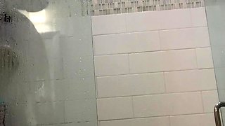 Cute amateur brunette naughty in solo jerking show on camera