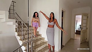 Huge Hands for Dwarf