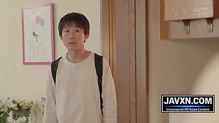 Fucked This Hot Japanese Australian Stepmom At Home