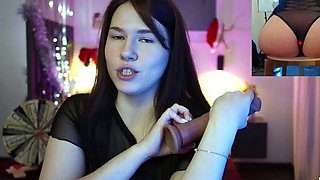 Tattoed Amateur Webcam Girl Hot Dildo Action Masturbation