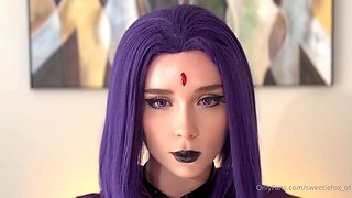 Cosplay babe Sweetie Fox porn clip