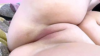 Pulled amateurs close up car sex