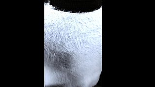 遅延大混雑挿入不可で手コキ搾精。逝きなが