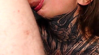 [exclusive] Babygirl Gets a Huge Cock in Her Mouth and Pussy, and After a Squirt, a Cumshot in Her Eye