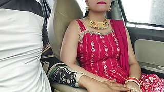 Cute Desi Indian Beautiful Bhabhi Gets Fucked with Huge Dick in car outdoor risky public sex.