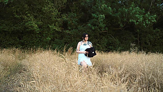Cutesy Farmgirl Fucks Herself on a Walk