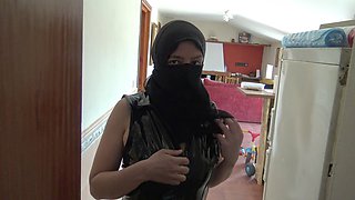 British Arab domme in sexy latex craves worship in intense scenes