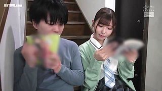 Manga Rental Deal with a Freeloading Gal's Unintentional Panty Shots x1x305CCEBB7FF0BE0506
