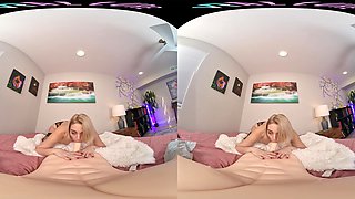 Blonde Petite Siren Delivers VR Passion in Public Heat