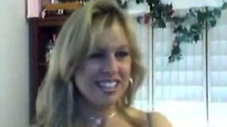 Ebony MILF Plays with Vibrator on Webcam