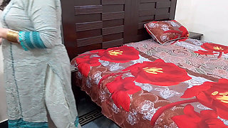 Indian Husband Had Sex with His Wife as Soon as He Got Home