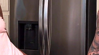 Horny Stepsis Broke up with BF so She Tries Her Stepbro's Big Cock! Poppy Cox, Steve Rickz