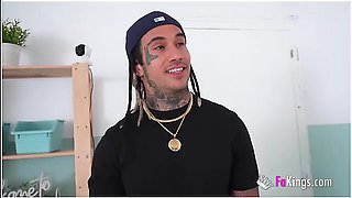 Young Amateur Latina Wants An Anal Session! Meet Lara Rey