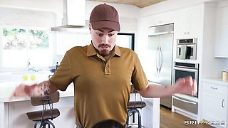 Morning fuck in the bathroom with a big-boobed girlfriend Reyna Belle