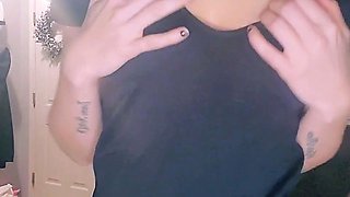 Petite small tit babe with perfect pussy masturbates