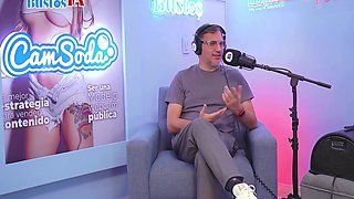 Blonde Milf Cristinavegas Goes Wild As She Experiences Multiple Orgasms On The Fucking Machine With Juan Bustos
