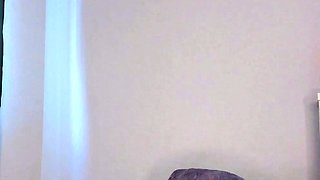 Amateur webcam babe dildo masturbation