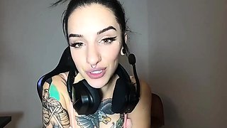 MY FIRST JOI IN SPANISH - WITH PRVEGA. "Now put it all in