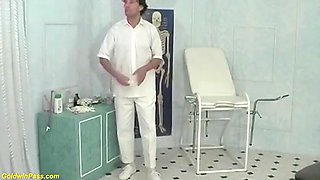 Hairy pregnant MILF fucked rough by her gynecologist