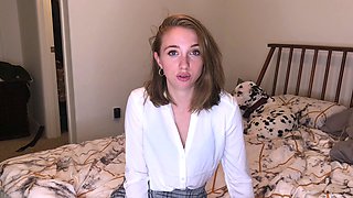 Hot brunette from squirt masturbating on webcam
