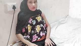Muslim girl ko paise dekar jabar dasti pela